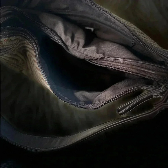 Croft & barrow beige and brown purse - Picture 15 of 16